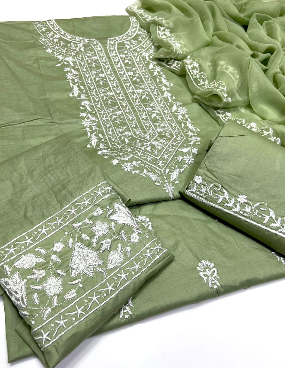 Premium 3-Piece Unstitched Lawn Cotton Multani Embroidered Suit with Chiffon Dupatta
